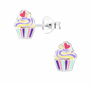 Детски сребърни обеци Кексче сърце, тип винт | HappyMarket.bg Детски сребърни обеци Кексче сърце, тип винт | Детски бижута