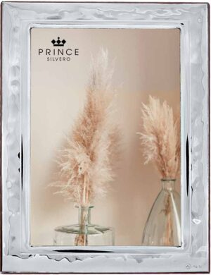 Комплект сребърни фото рамки с релефен дизайн, 3 бр.,18х24,13х18 и 9х13см  |  Рамки за снимки