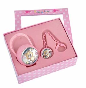 Подаръчен комплект в бял цвят с кутия и държач за биберон с посребрен елемент с розово мече | HappyMarket.bg Подаръчен комплект в бял цвят с кутия и държач за биберон с посребрен елемент с розово мече | Бебешки аксесоари