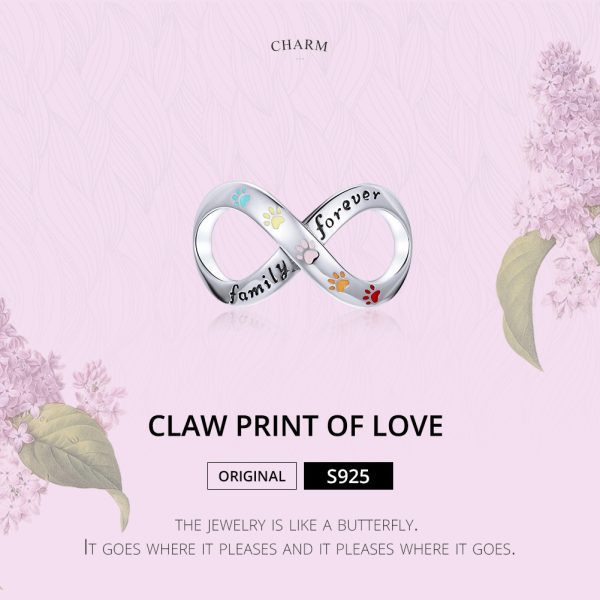 Сребърна висулка „Завинаги семейство с отпечатъци от крачета“ | HappyMarket.bg Сребърна висулка „Завинаги семейство с отпечатъци от крачета“ | Бижута тип Пандора