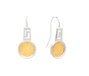 Сребърни обеци тип кука с позлатен диск Фестос - Image 1