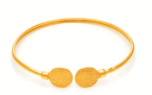 Твърда позлатена сребърна гривна с два семпли диска Фестос | HappyMarket.bg Твърда позлатена сребърна гривна с два семпли диска Фестос | Бижута