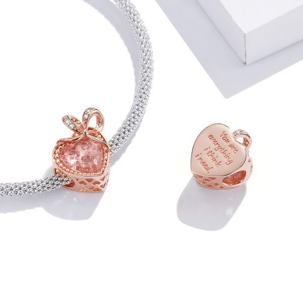 Висулка от розово злато „Сърце с панделка“ | HappyMarket.bg Висулка от розово злато „Сърце с панделка“ | Бижута тип Пандора