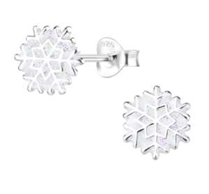 Детски сребърни обеци Бели снежинки, тип винт | HappyMarket.bg Детски сребърни обеци Бели снежинки, тип винт | Детски бижута