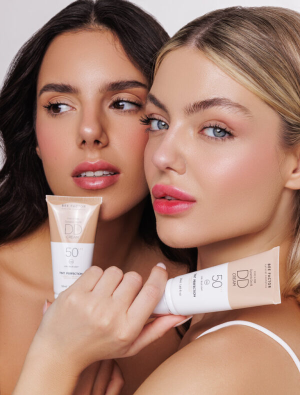DD крем за лице SPF50 5-в-1, цвят 01 | HappyMarket.bg DD крем за лице SPF50 5-в-1, цвят 01 | Натурална козметика