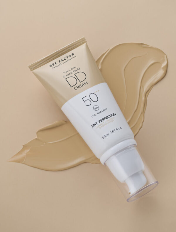 DD крем за лице SPF50 5-в-1, цвят 01 | HappyMarket.bg DD крем за лице SPF50 5-в-1, цвят 01 | Натурална козметика