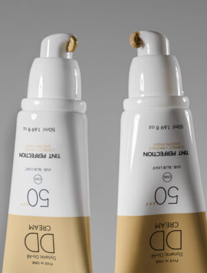 DD крем за лице SPF50 5-в-1, цвят 01 14 Мултифункционален DD крем за лице с анти-ейдж ефект