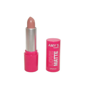 Матово червило Love LM 01 – Кадифен ефект, дълготрайно и хидратиращо | AMY'S Cosmetics