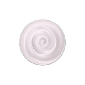 Масло за тяло Spring Fresh 3 Масло за тяло Mythic Skin Spring Fresh с копринена текстура, обогатено с масло от ший, витамини E, C, F и алое вера. Осигурява дълбока хидратация, прави кожата кадифено мека и оставя дълготраен аромат на пролетна свежест. Подходящо за всички типове кожа.
