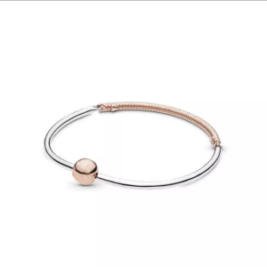 Сребърна гривна тип Пандора с розово злато – Стилен и елегантен подарък